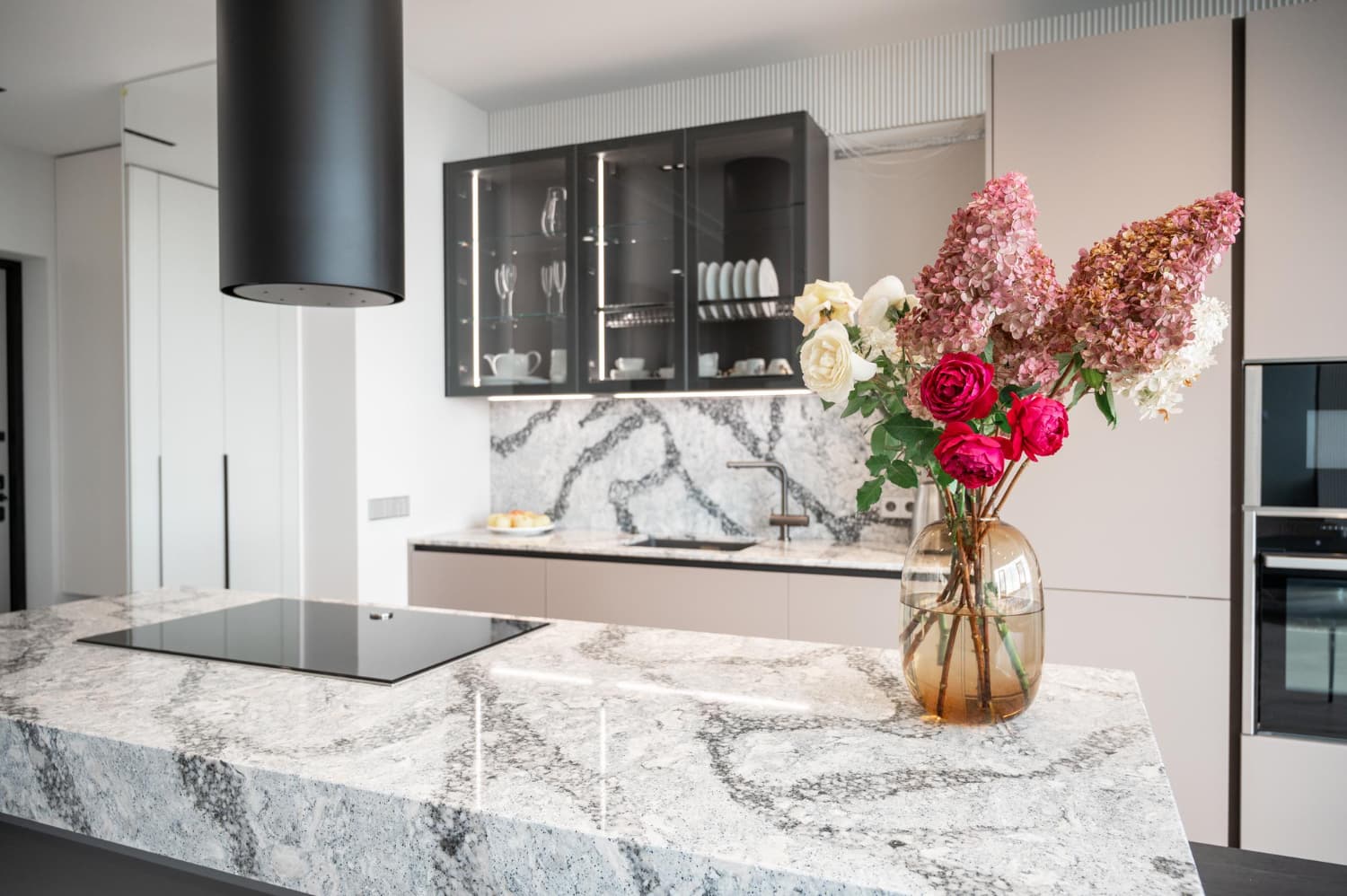 The Pros and Cons of Quartz Countertops